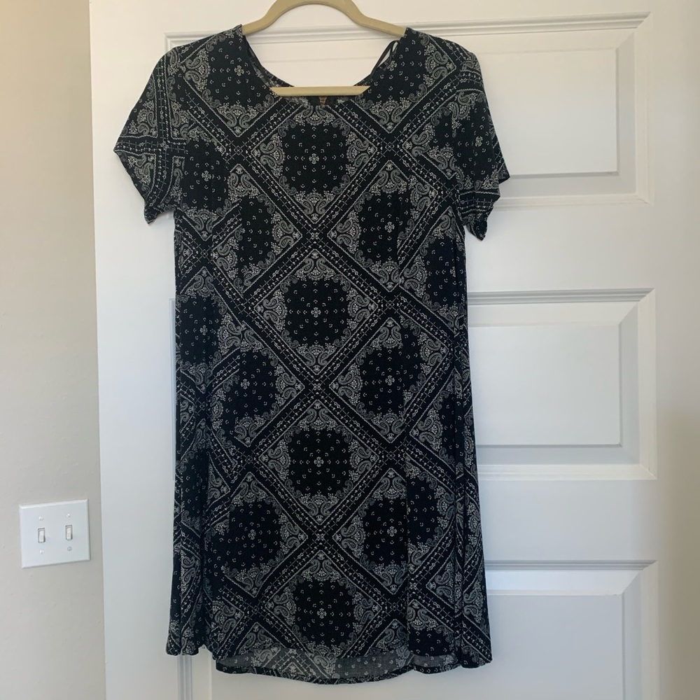 Knee Length Black And White Pattern Dress